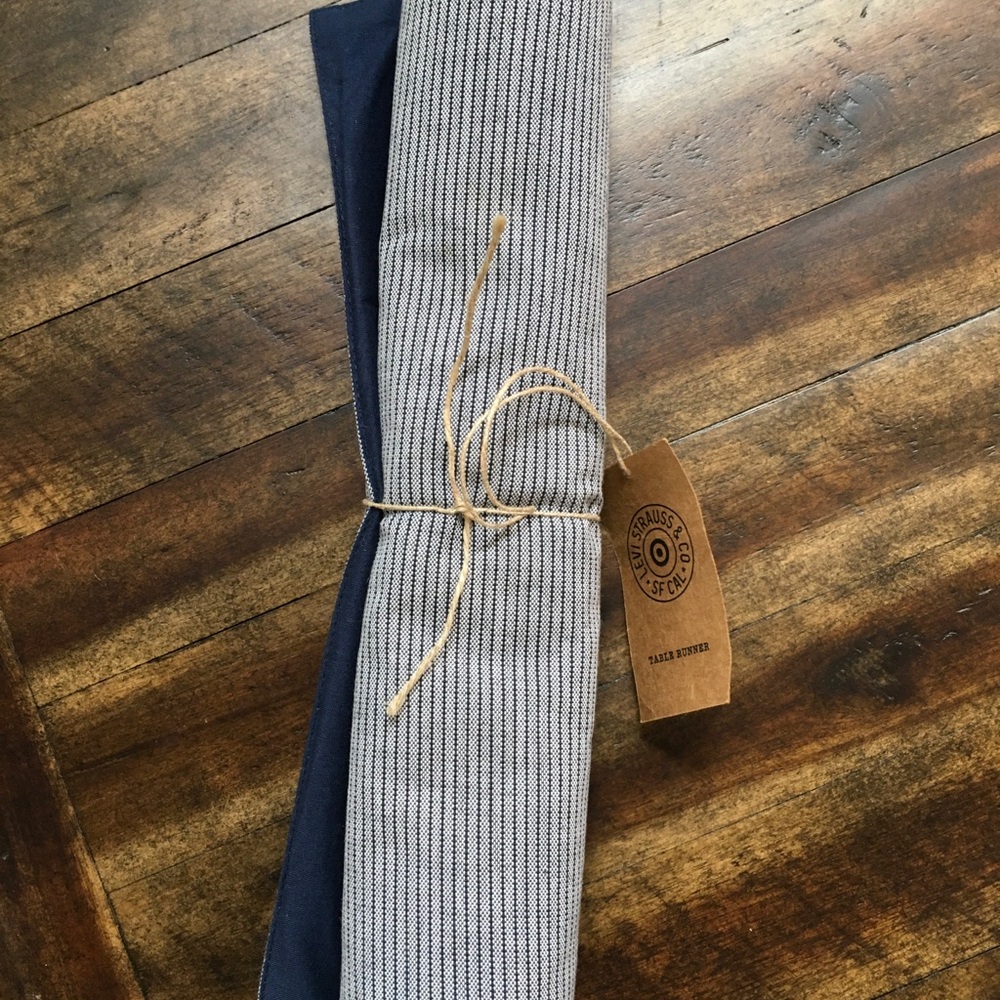 Navy Blue & white Striped Table Runner Levi Strauss co New With Tags